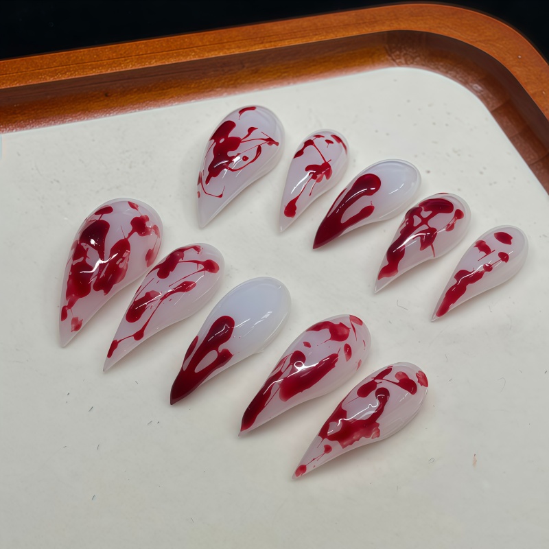 Nail Art Vampire - 10 faux ongles stiletto faits à