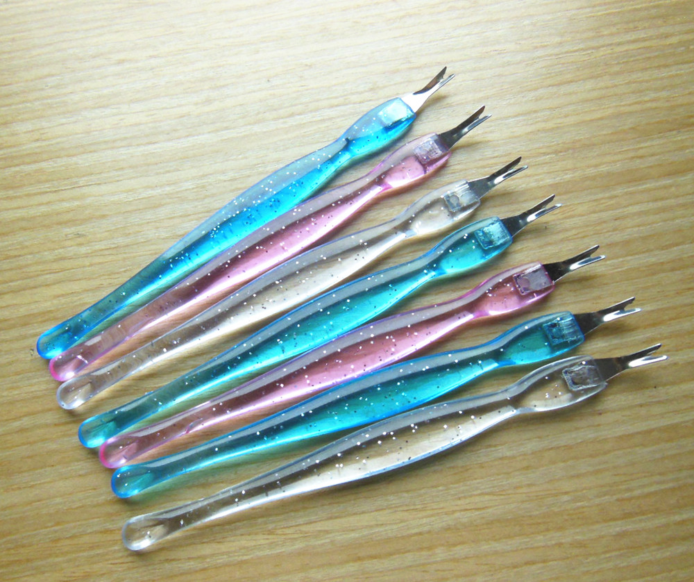 Lot de 12 Poussoirs à Cuticule - Nail Art Lotso avis et prix