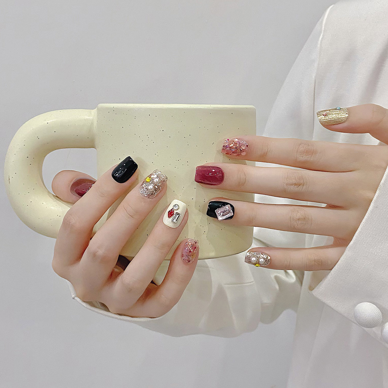 Faux yeux de chat brillants à  - Nail Art Eye Cat avis et prix
