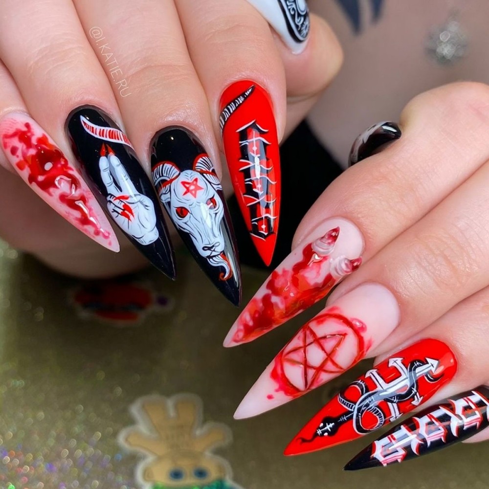 24 faux ongles longs stiletto  - Nail Art Vampire avis et prix