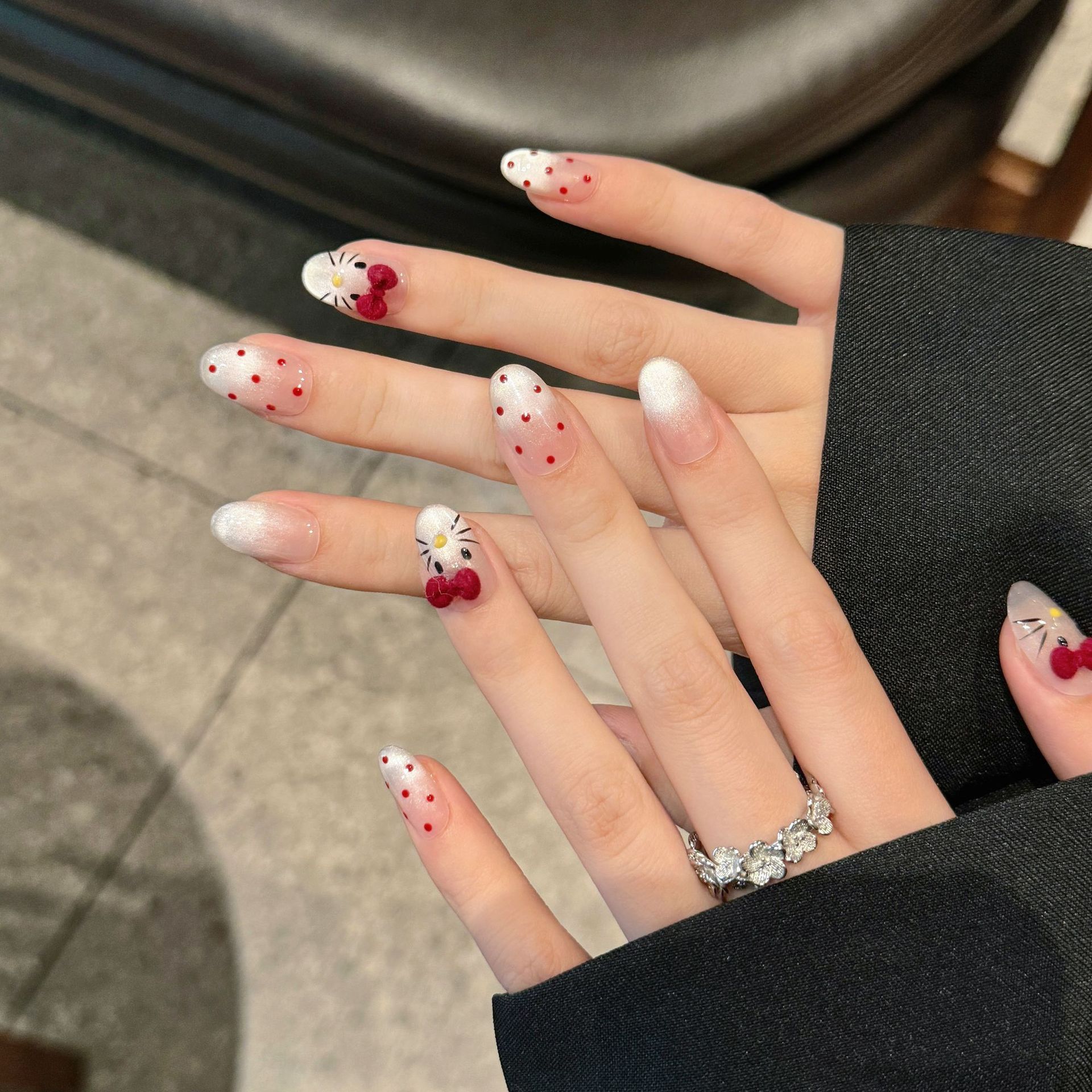 10 faux ongles ovales pressés  - Nail Art Eye Cat avis et prix